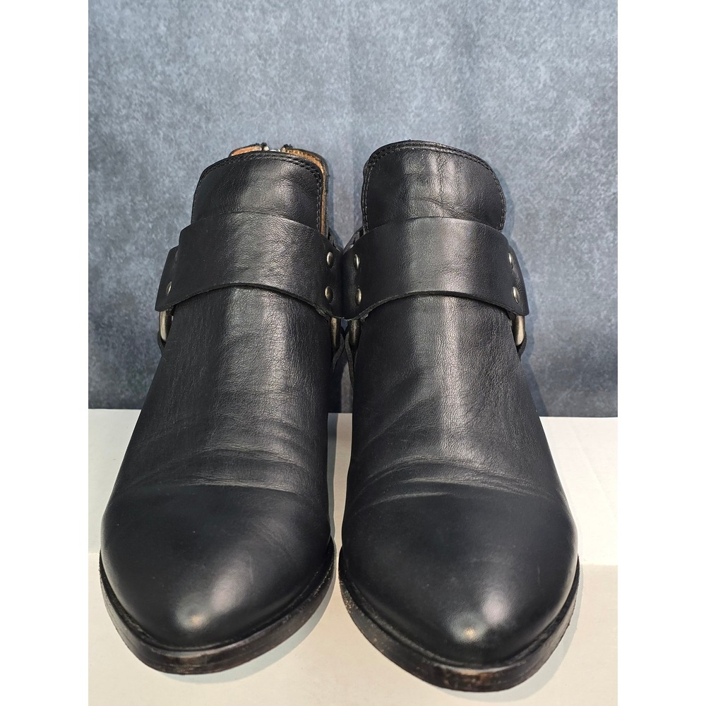 Frye Harness Ankle Boots Black Leather Studded O-Ring Womens 7.5 EUC - Picture 2 of 6